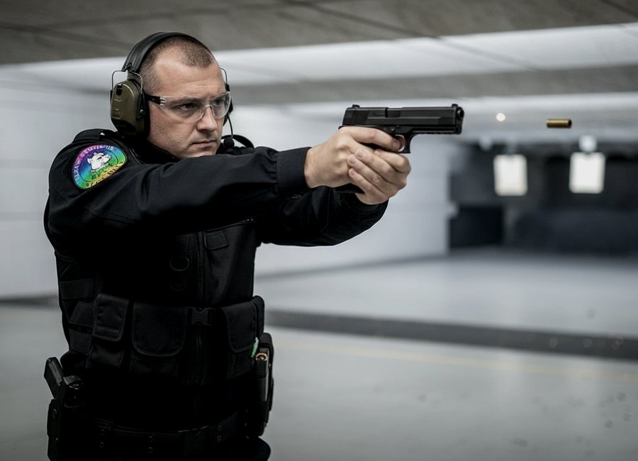 Cursuri arme și muniții